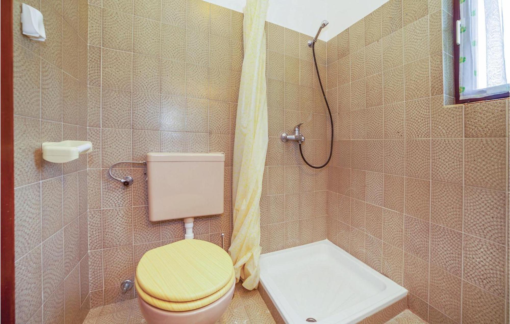 2 Bedroom Amazing Apartment In Crikvenica Dış mekan fotoğraf