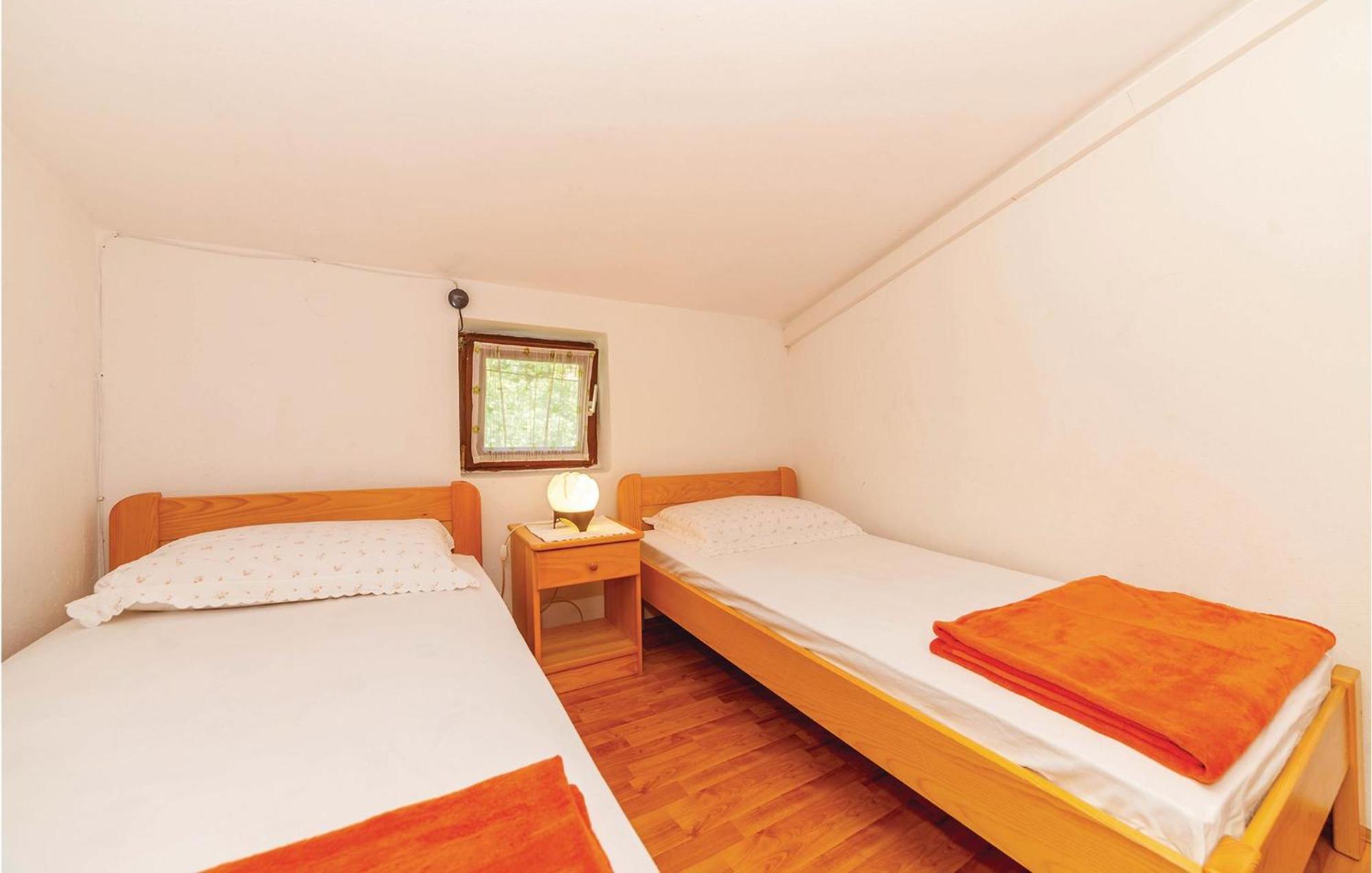 2 Bedroom Amazing Apartment In Crikvenica Dış mekan fotoğraf