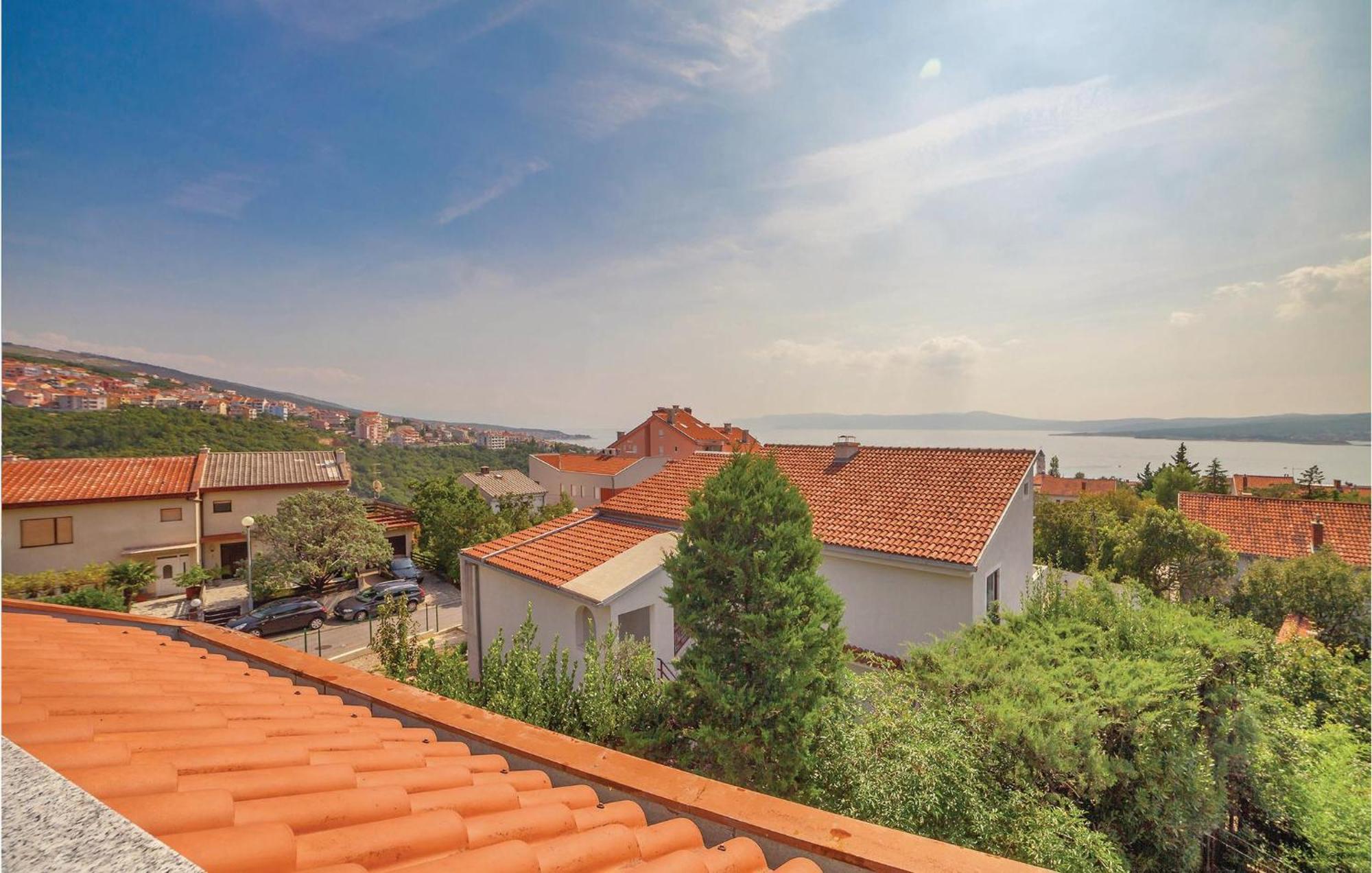 2 Bedroom Amazing Apartment In Crikvenica Dış mekan fotoğraf